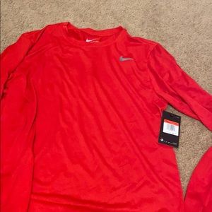 Men’s nike long sleeve tee